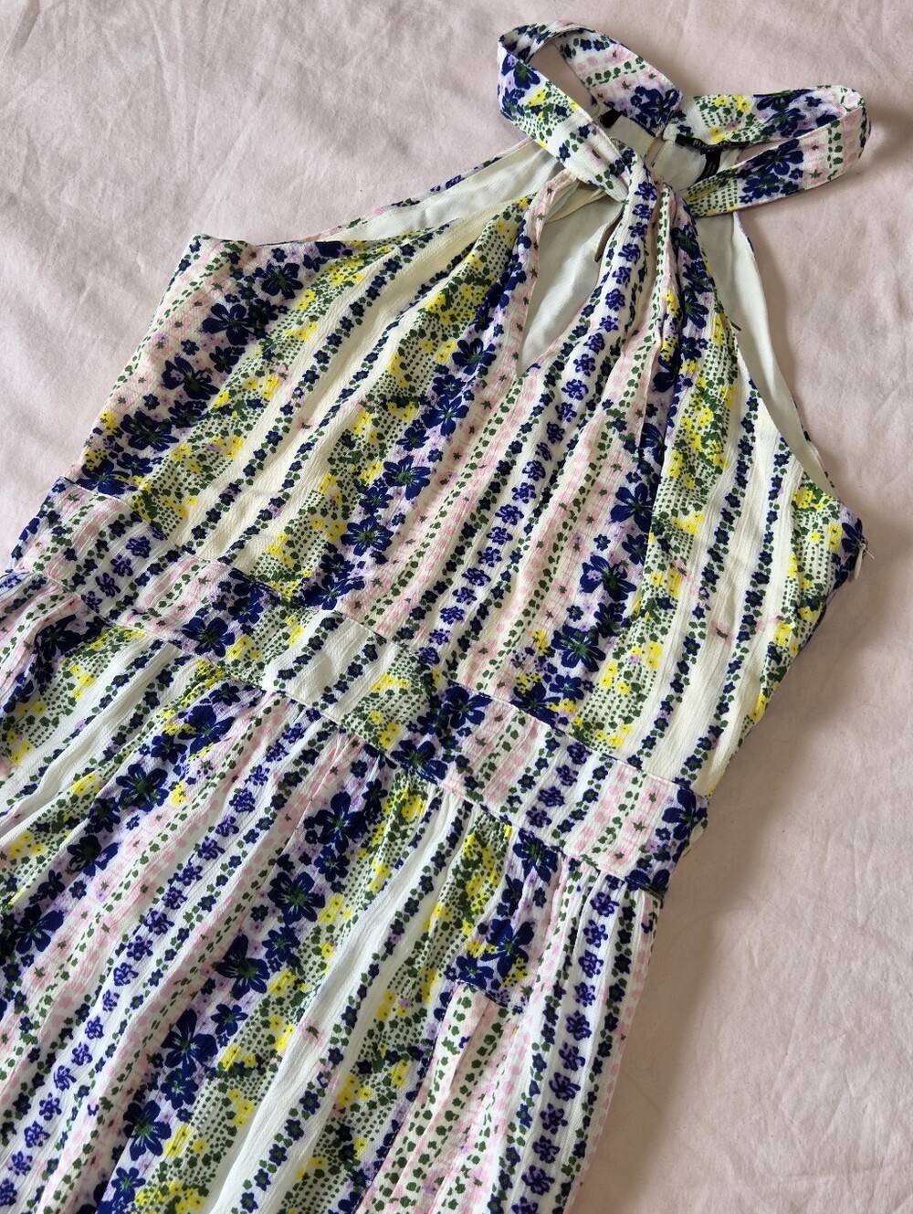 Buffalo Floral Halter Midi Dress | Tie Waist Ruffle Hem | Sz S Boho-Chic